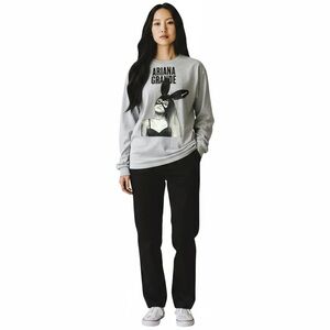 Ariana Grande Dangerous Woman Tour Gray T-Shirt Medium Cotton Long Sleeve